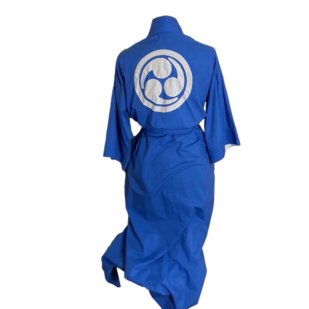 🌷 Countess 🌷 Vintage Mitsudomoe Symbol Robe